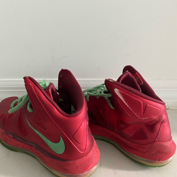 Lebron 10 worm a couple of times - Picture 8 of 8